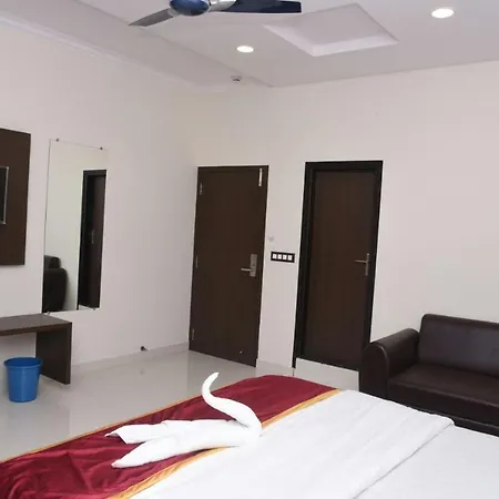 Grand Kubera 2* Chikmagalur